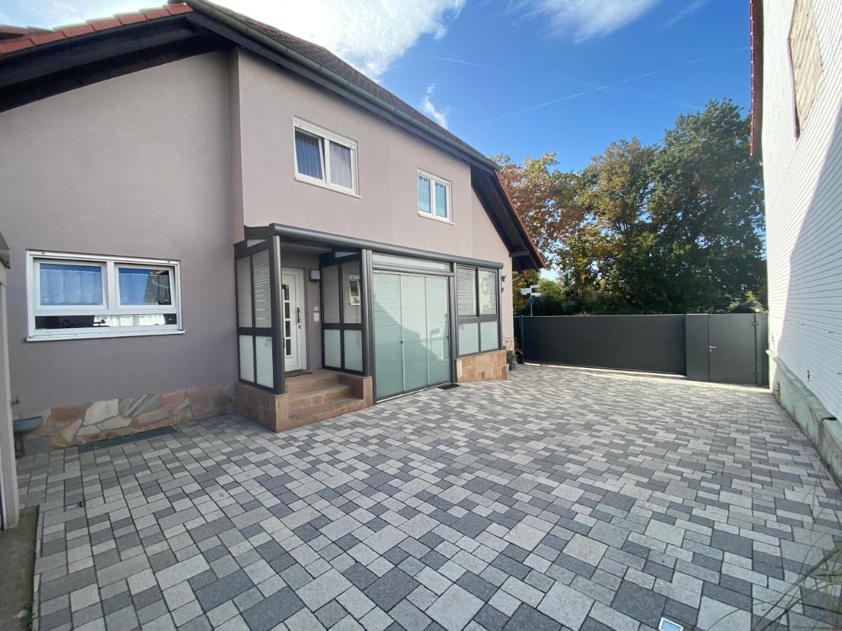 Holiday home Hoffmann Am Rheinbogen Altlussheim